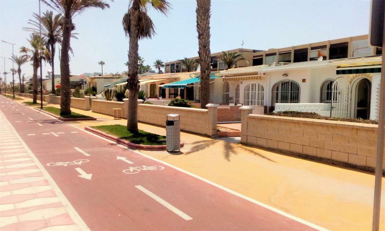 Estudio Frente Al Mar Roquetas de Mar Eksteriør billede